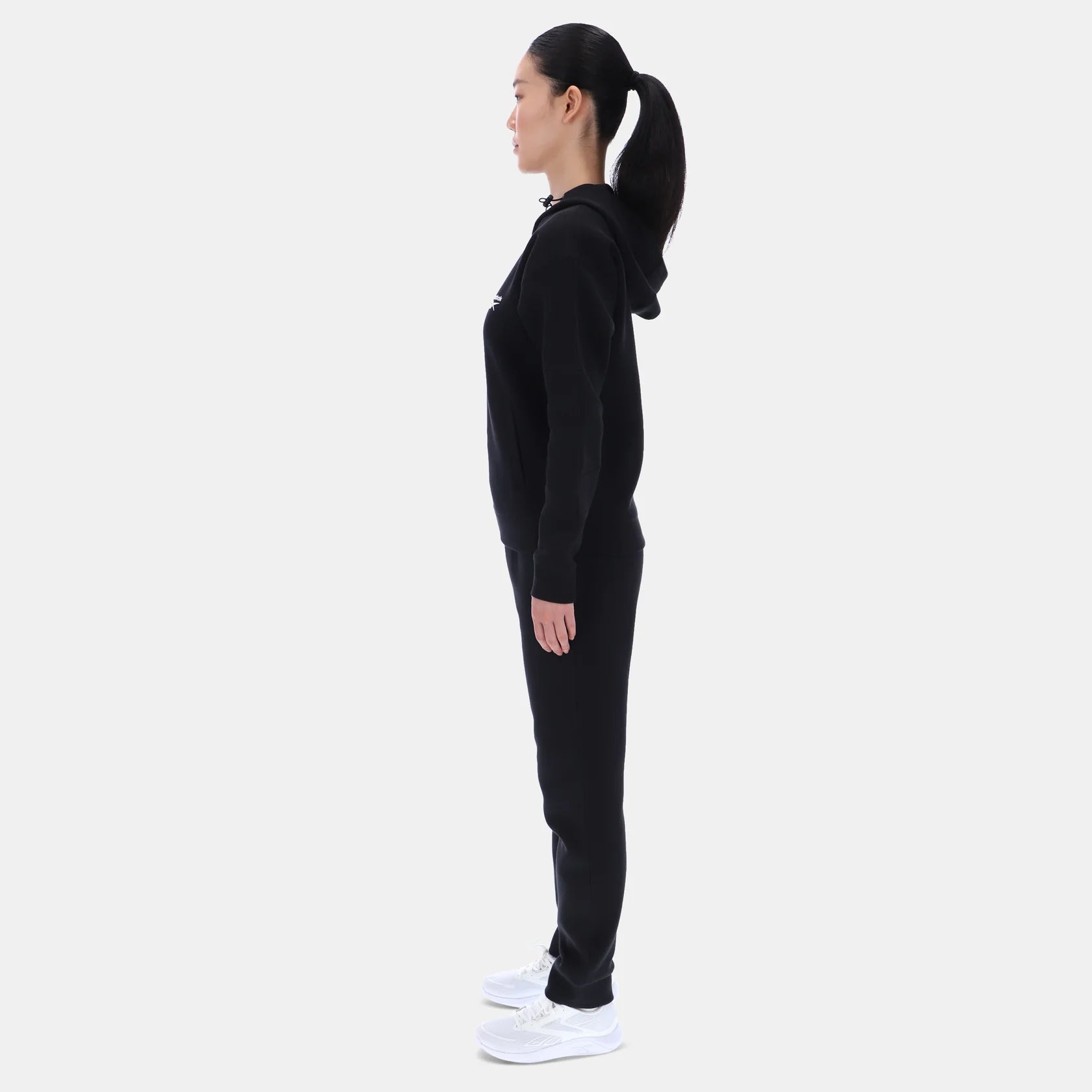 Reebok Women's Slim Joggers Black Trackpants