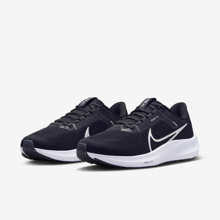 NIKE MEN'S AIR ZOOM PEGASUS 40 BLACK/WHITE RUNNING SHOES