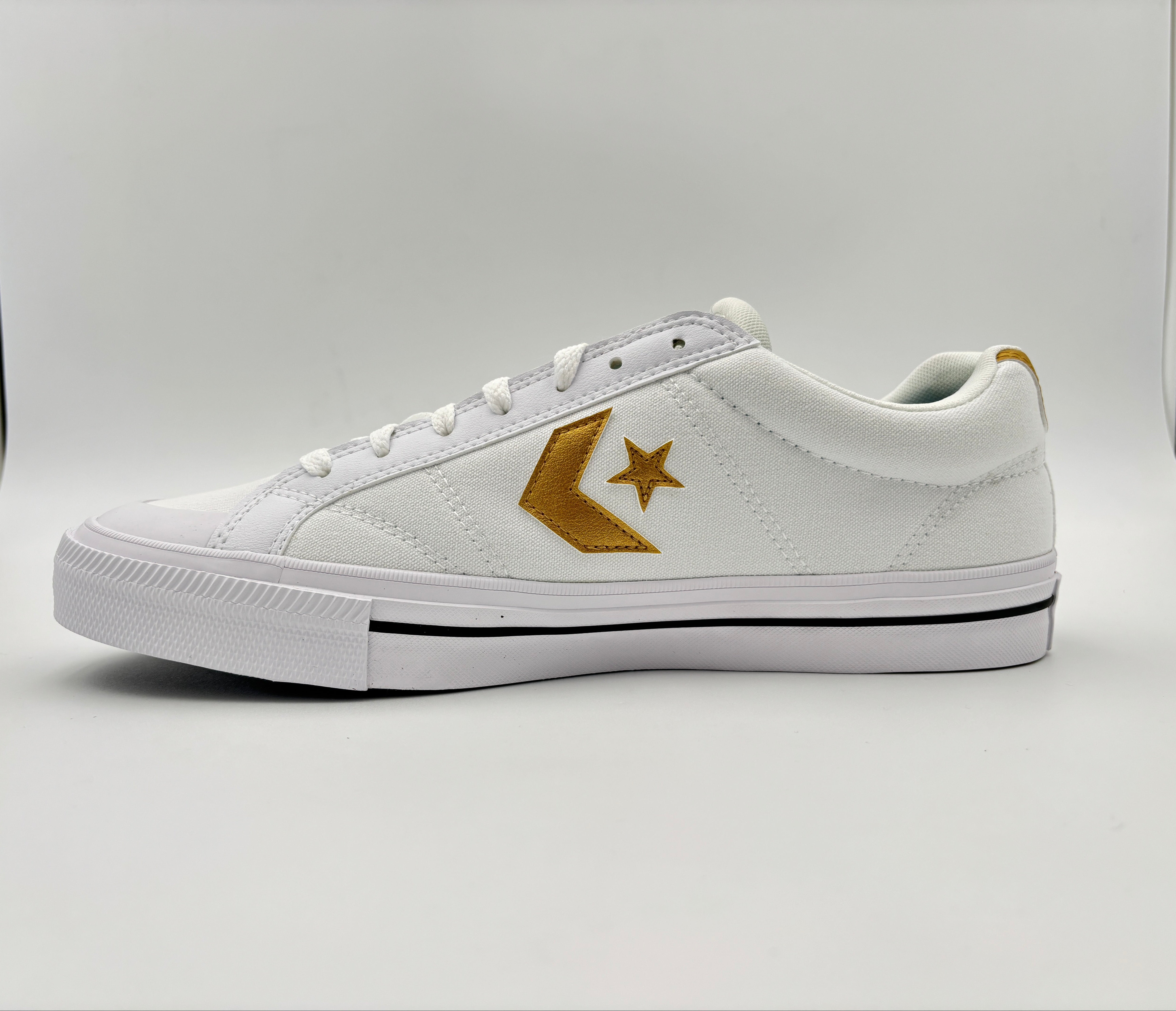 Converse Unisex Sport Casual White/Gold Sport Shoes