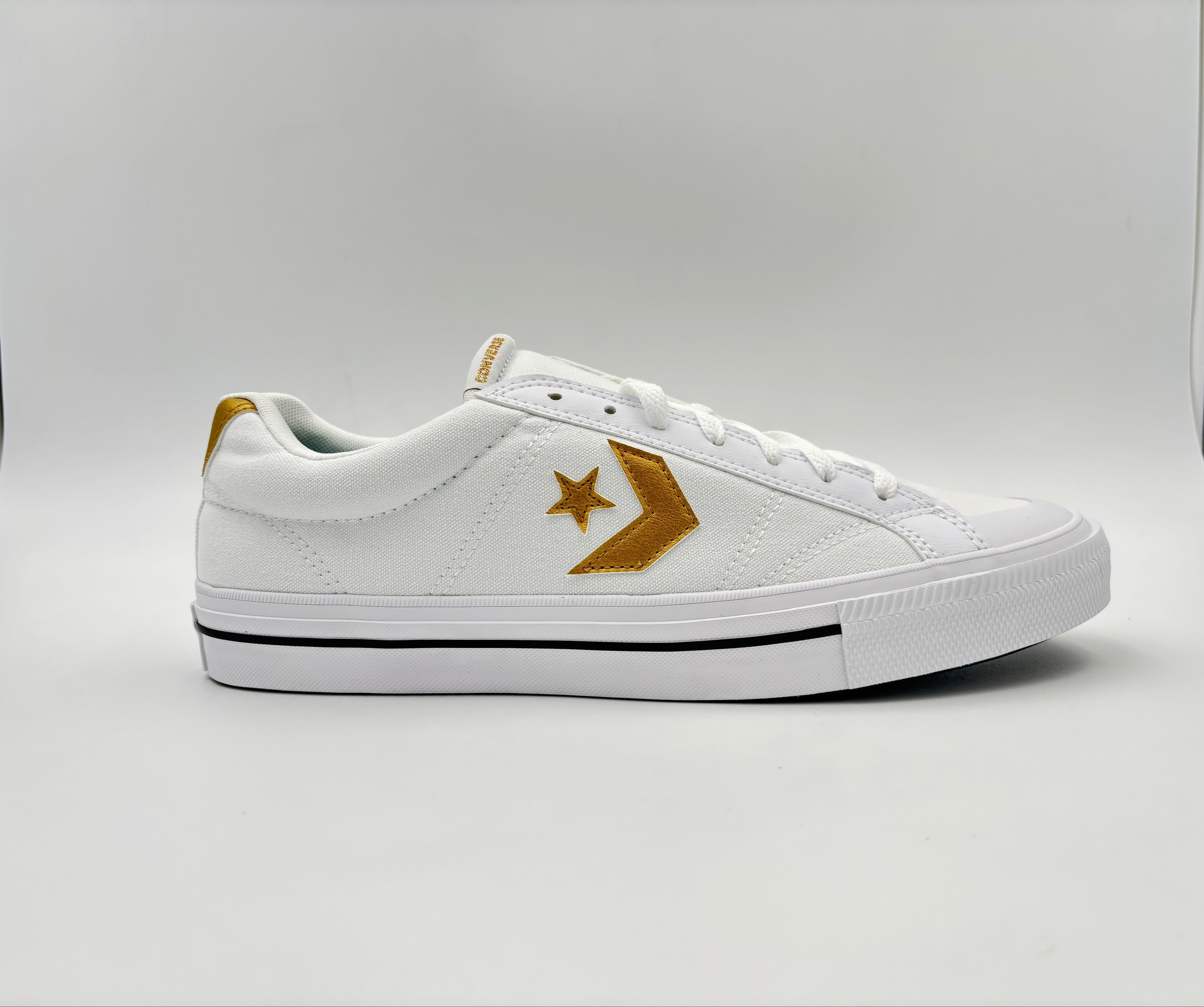 Converse Unisex Sport Casual White/Gold Sport Shoes