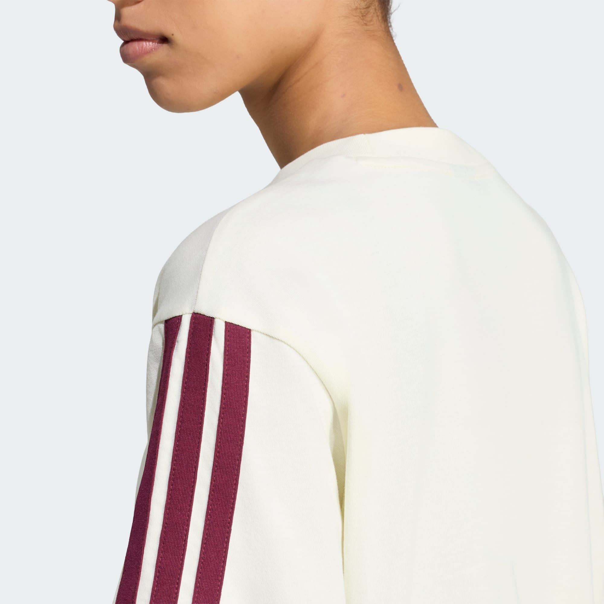 ADIDAS WOMEN'S ESSENTIALS 3-STRIPES BOYFRIEND IVORY/MAROON TEE