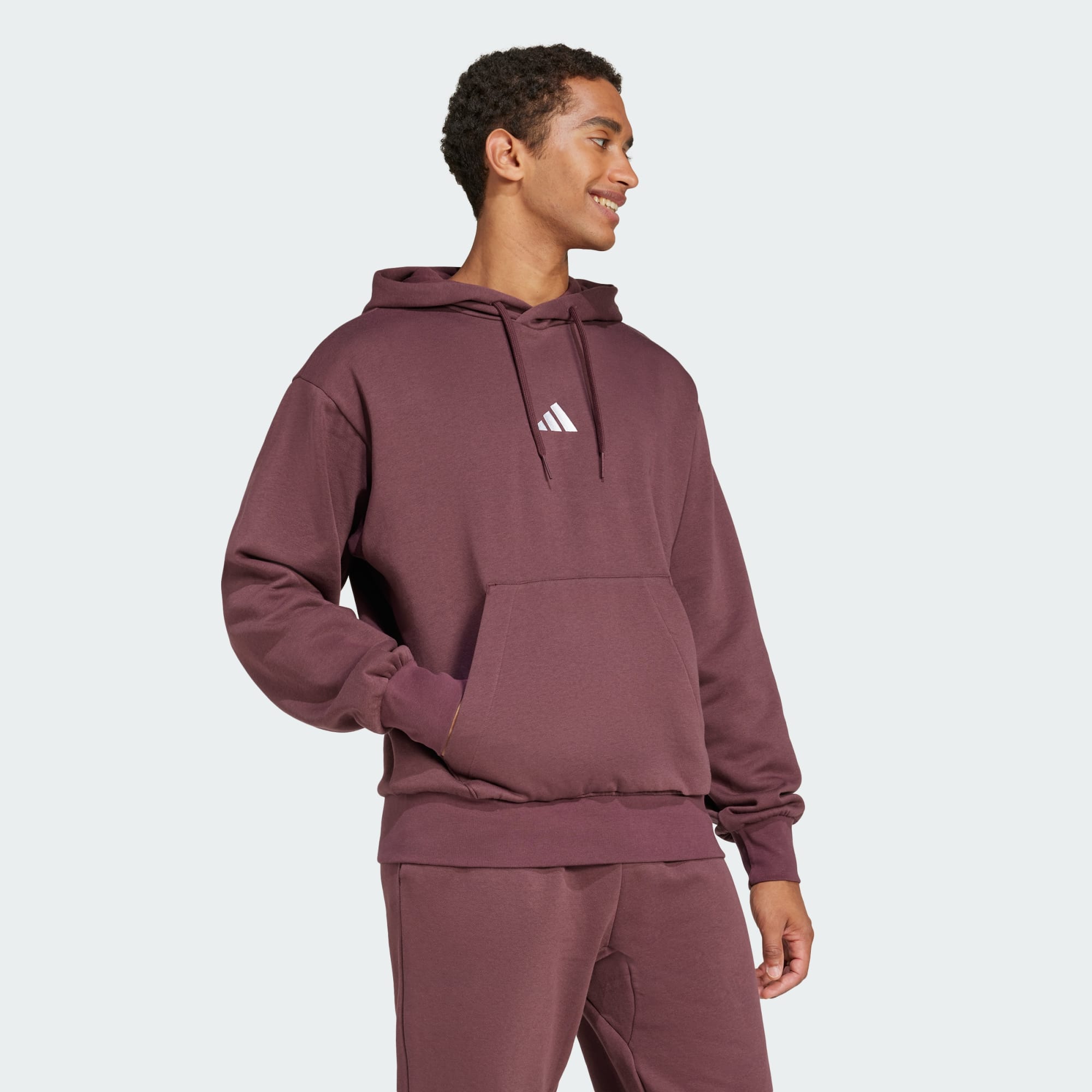 ADIDAS MEN'S FEELCOZY FLEECE RUBY HOODIE