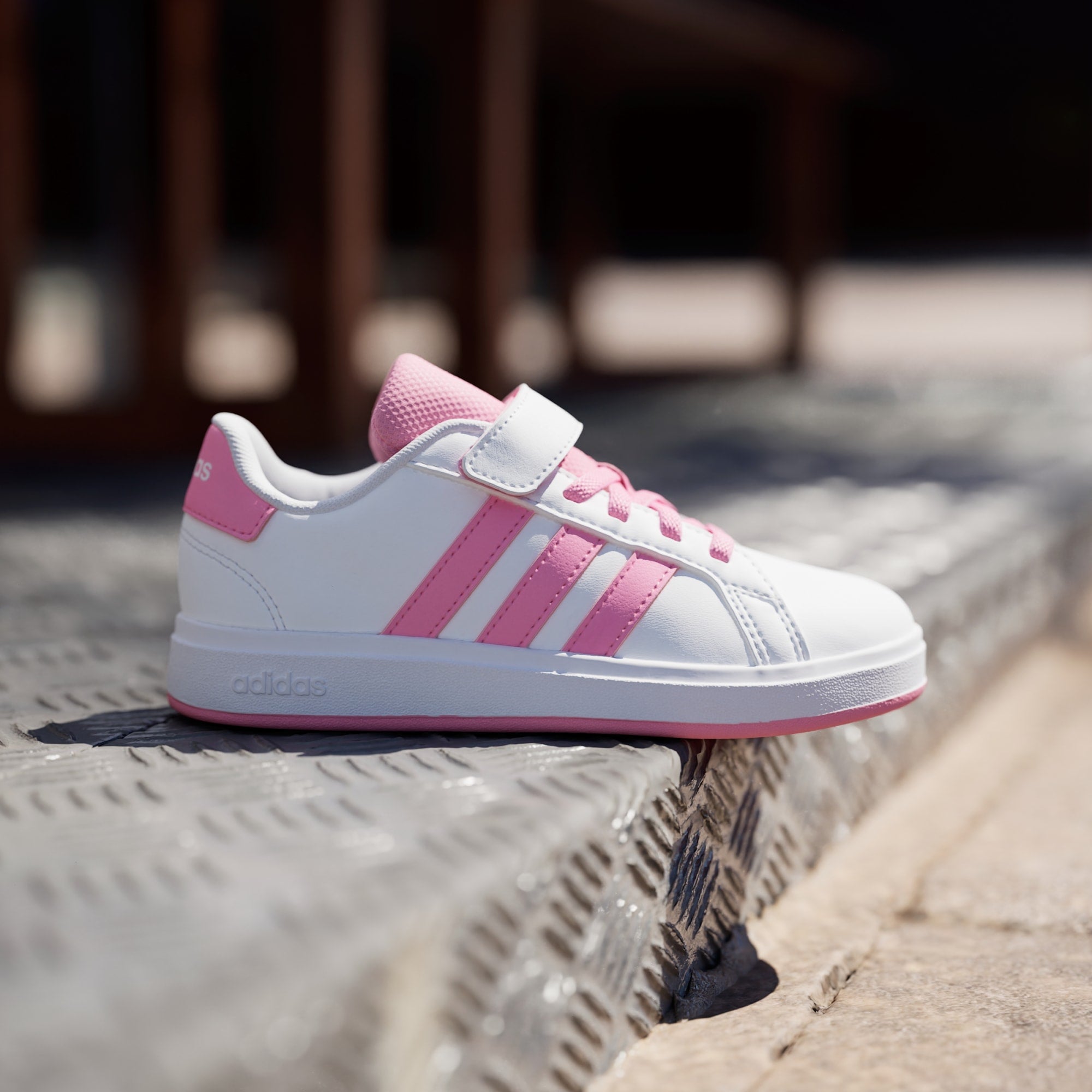 Adidas Kid's Grand Court 2.0 Hook N' Loop White/Pink Sneaker Shoes