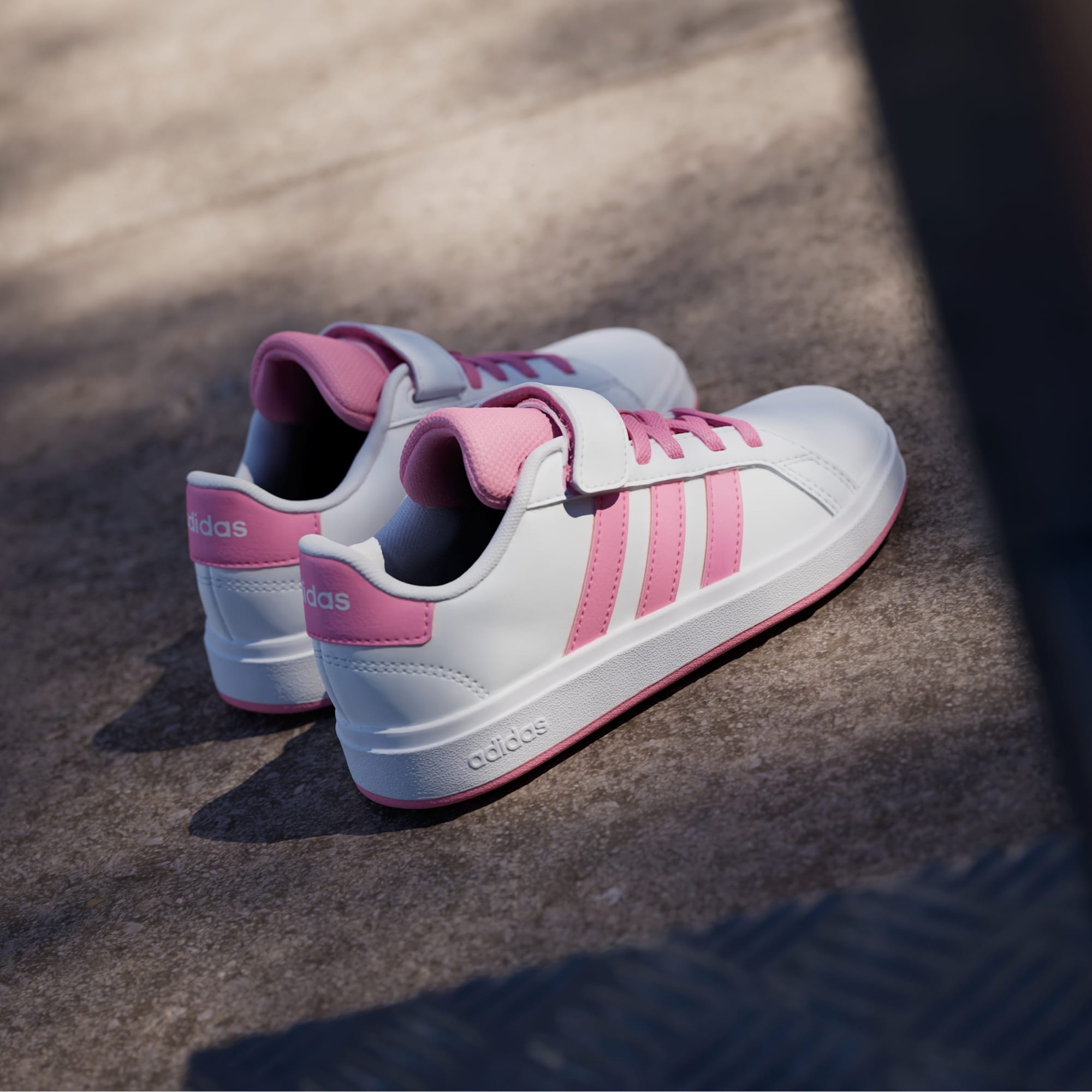 Adidas Kid's Grand Court 2.0 Hook N' Loop White/Pink Sneaker Shoes