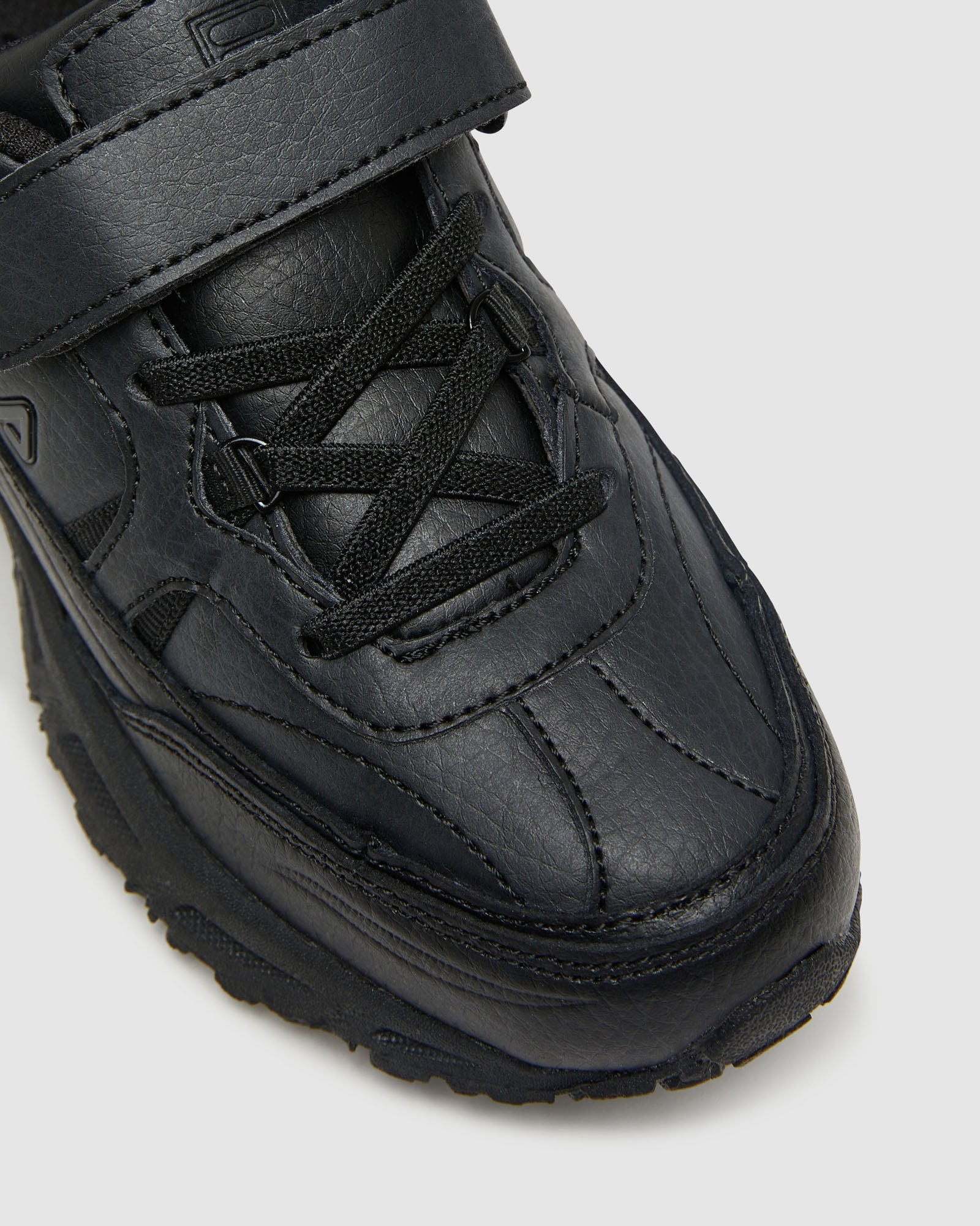 Fila Kids Graduate Black Shoe