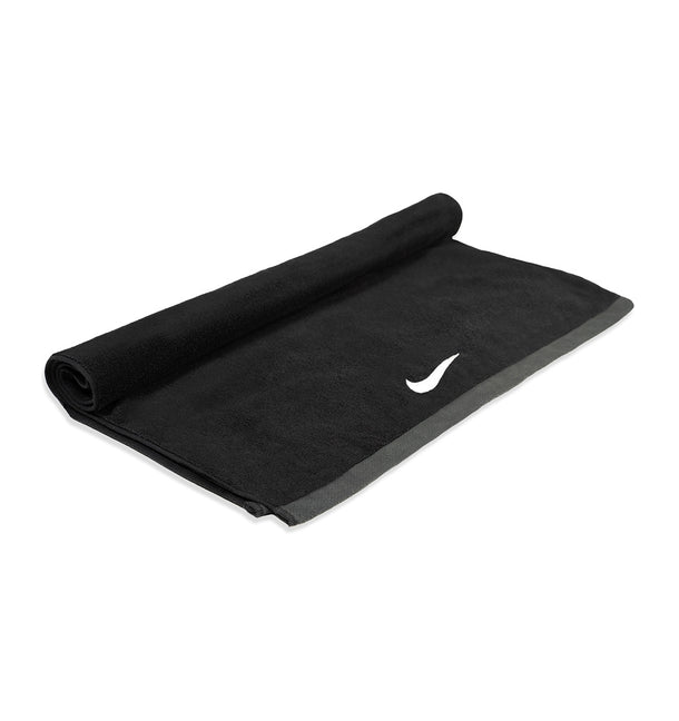 NIKE FUNDAMENTAL LARGE BLACK TOWEL