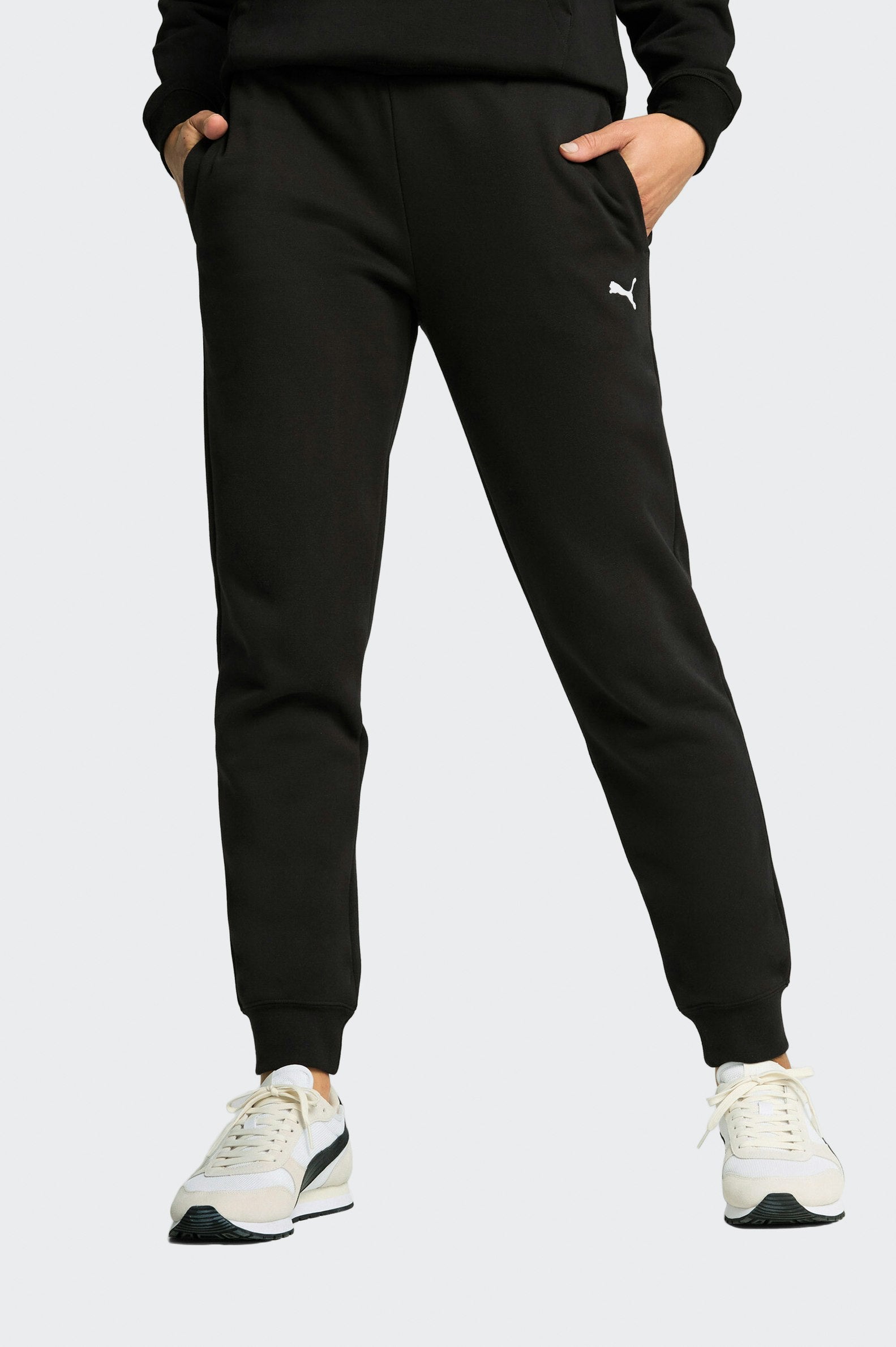 Puma Women's Essentials Small Logo Black Sweatpant