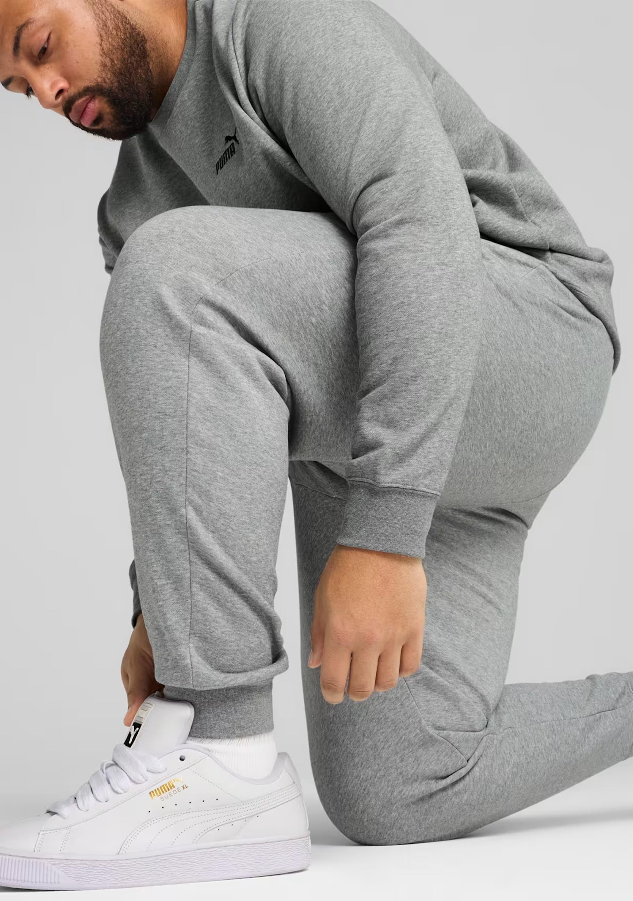 PUMA MEN'S ESSENTIALS NO. 1 LOGO FLEECE GREY TRACKPANTS
