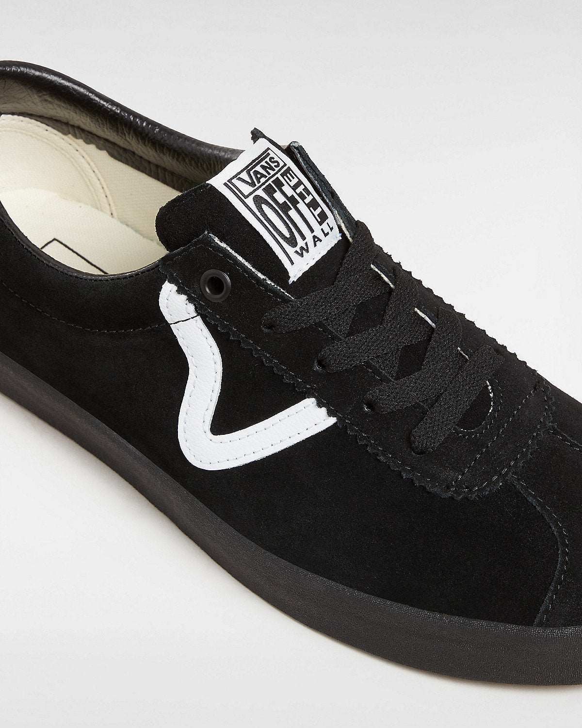 Vans Men's Sport Low Black/White Sneaker Sheos