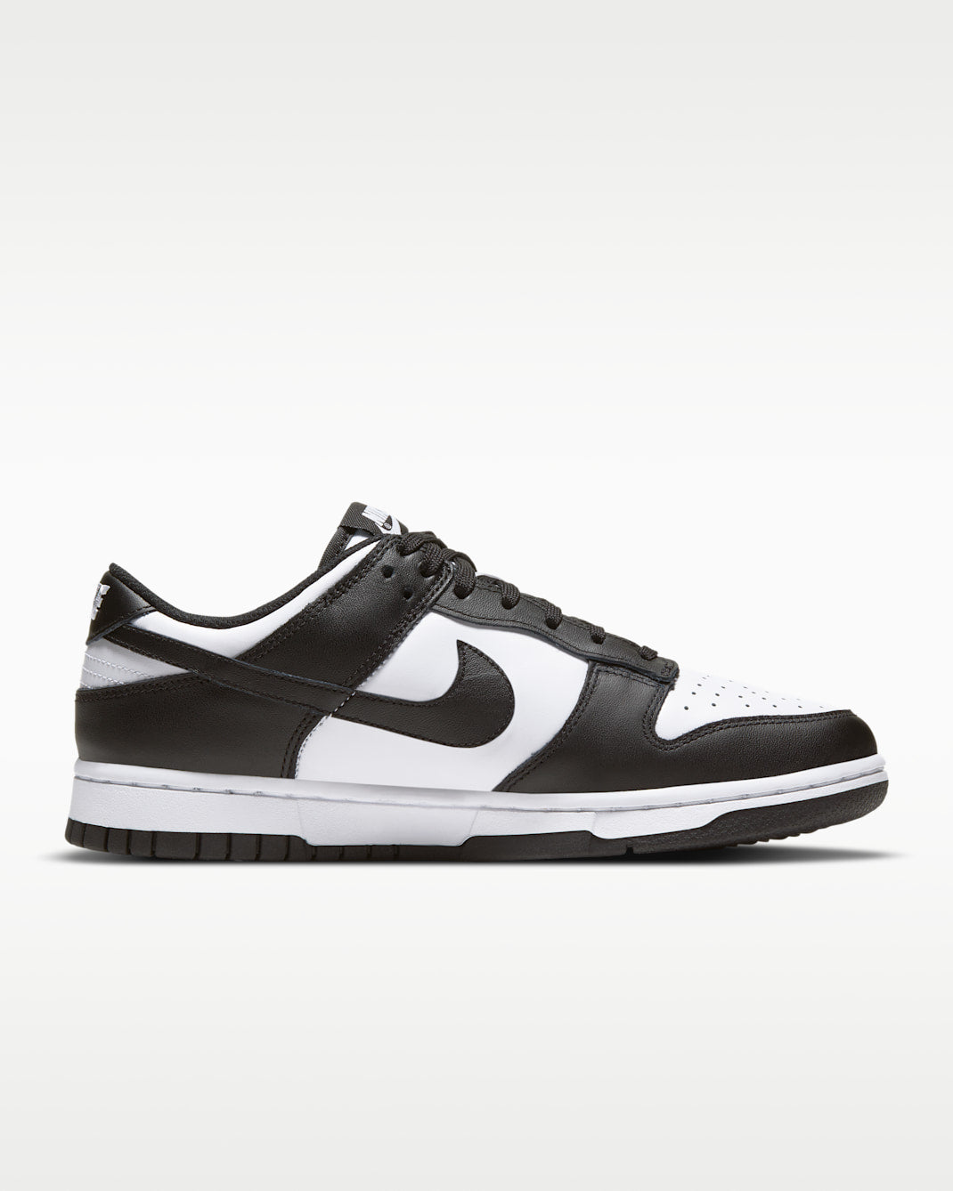 NIKE WOMENS DUNK LOW "PANDA" BLACK/WHITE SNEAKER SHOES