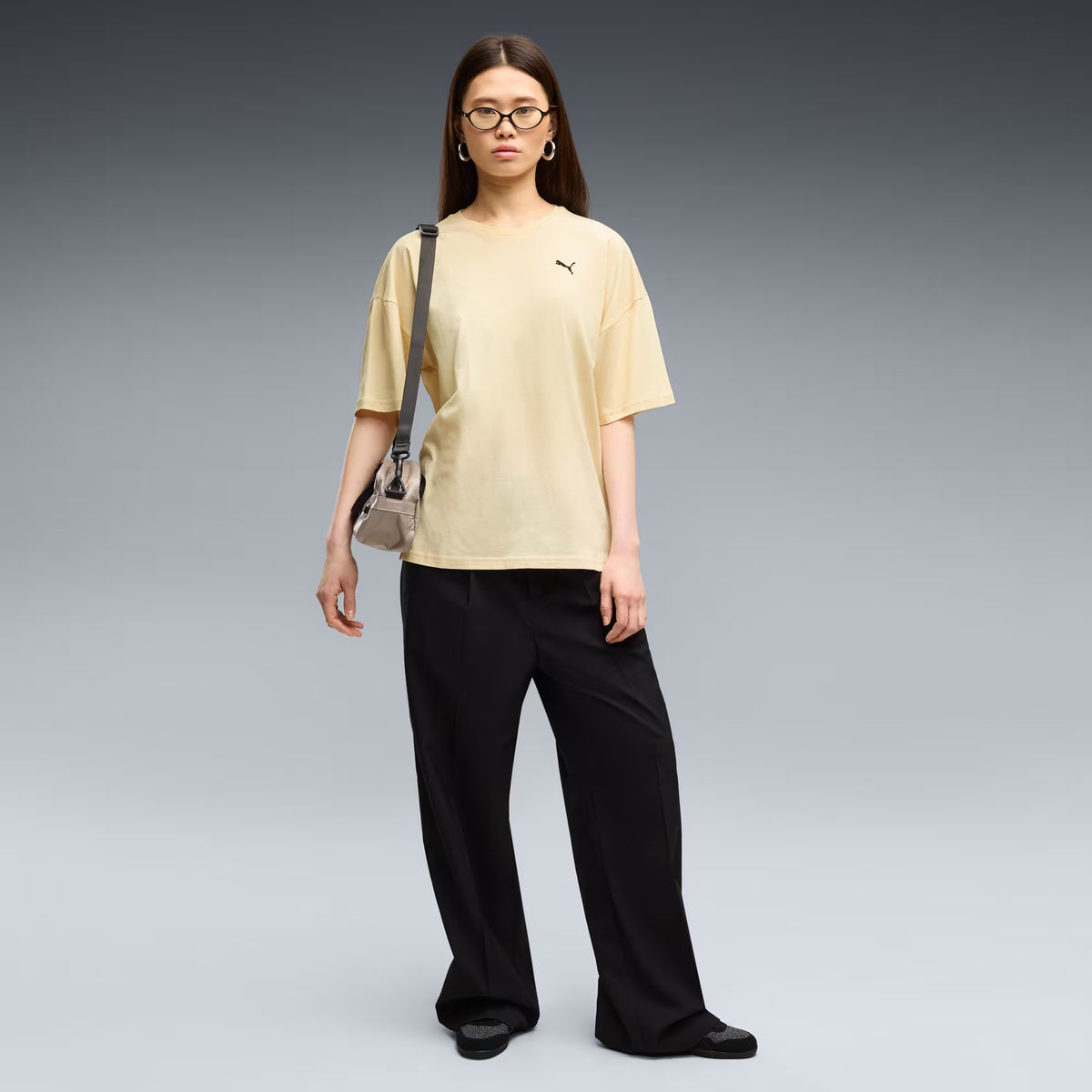 PUMA WOMEN'S WARDROBE ESSENTIALS OVERSIZED BUTTERCREAM TEE