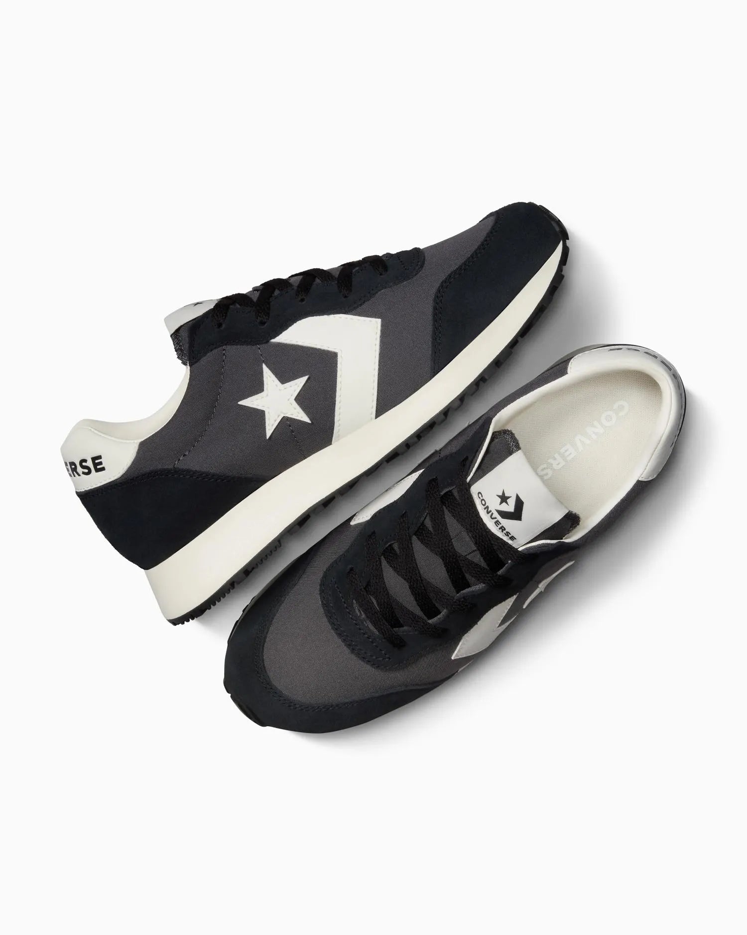 Converse Unisex Omega Seasonal Colour Black/White Shoes