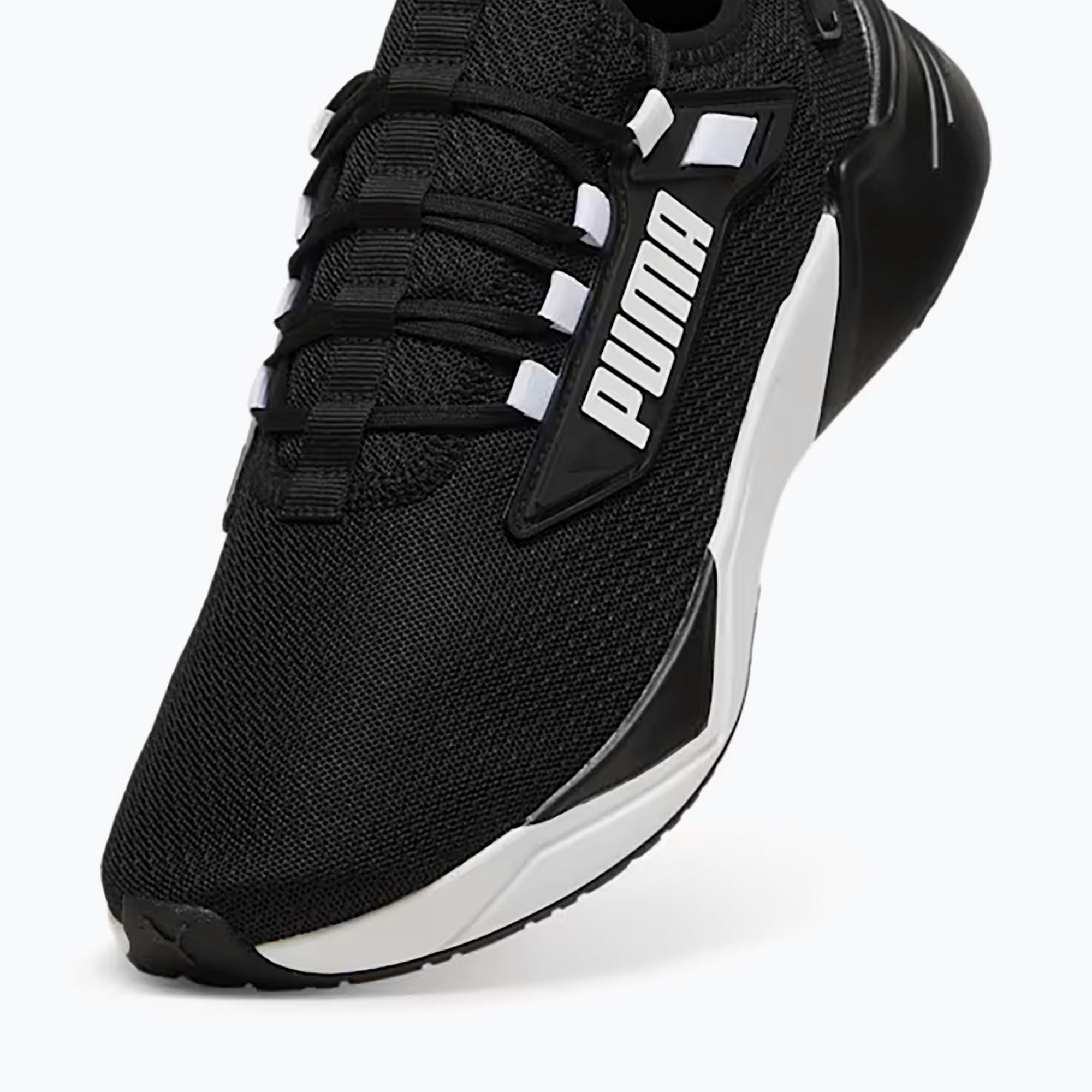 Puma Men's Retaliate Black/White Running Shoes
