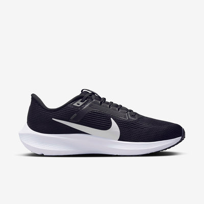 NIKE MEN'S AIR ZOOM PEGASUS 40 BLACK/WHITE RUNNING SHOES