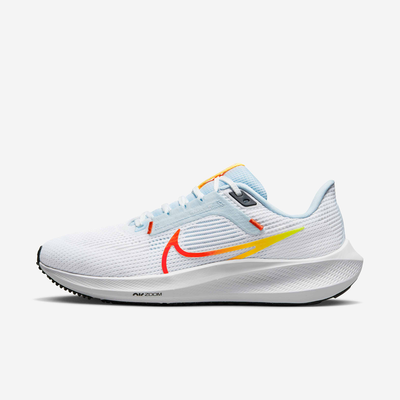 NIKE WOMEN'S AIR ZOOM PEGASUS 40 WHITE/ORANGE RUNNING SHOES
