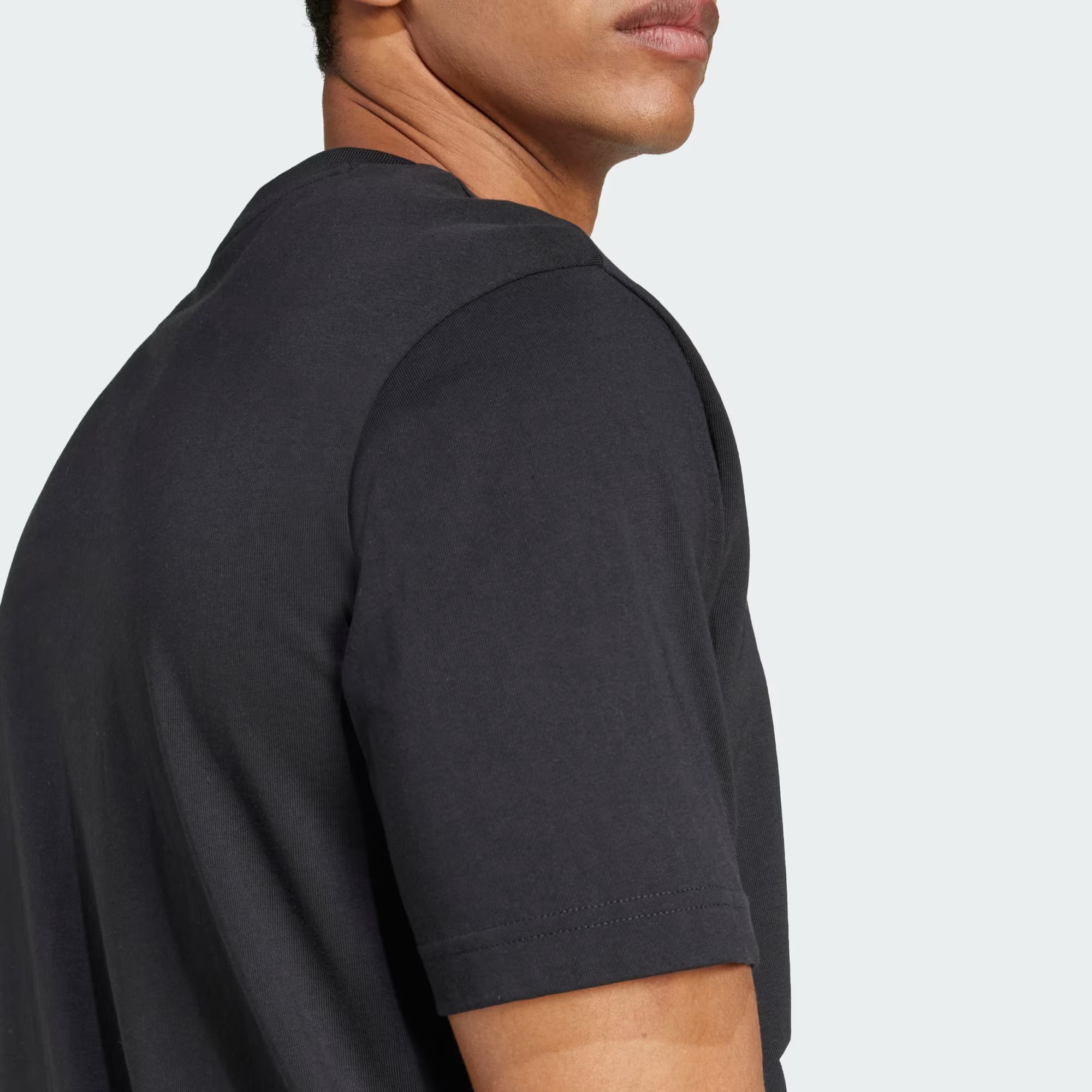 Adidas Men's Essentials Big Logo Black Tee