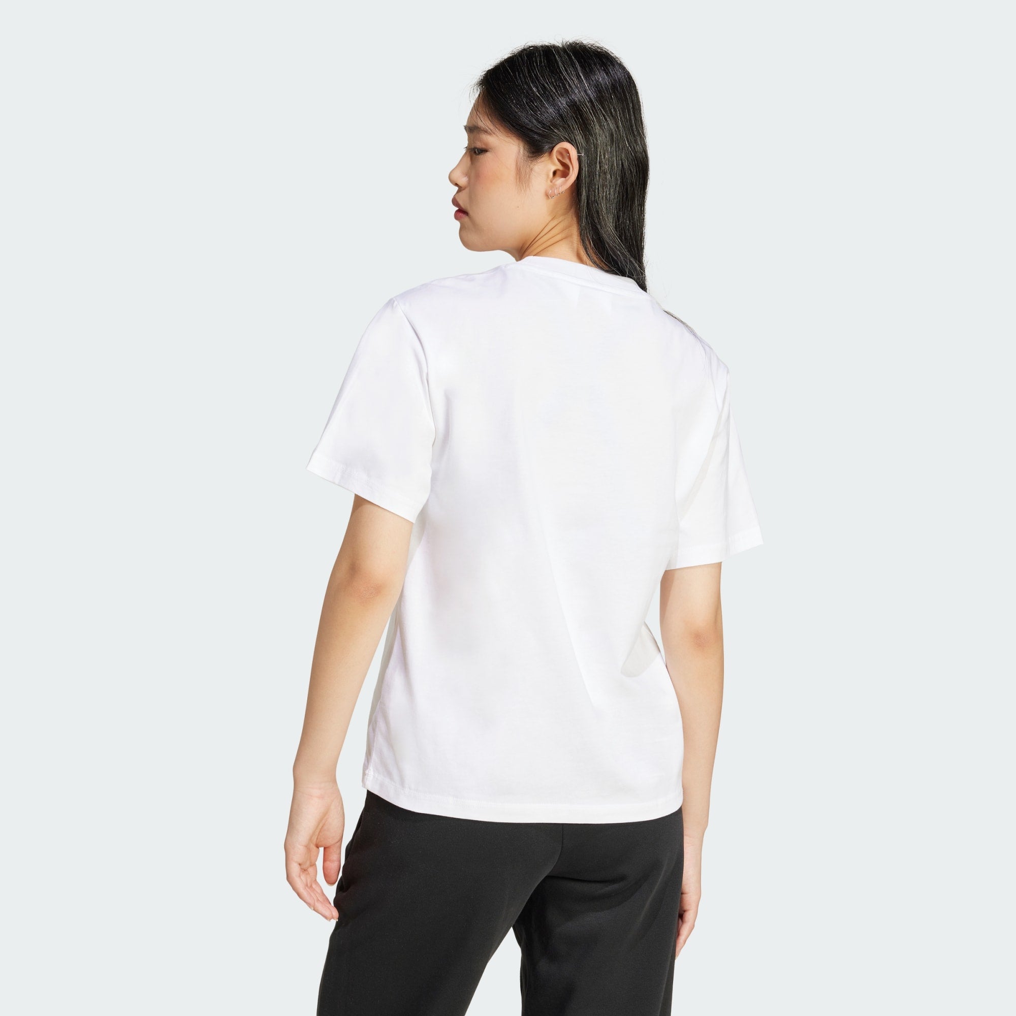 ADIDAS WOMEN'S ESSENTIALS SMALL LOGO COTTON TEE