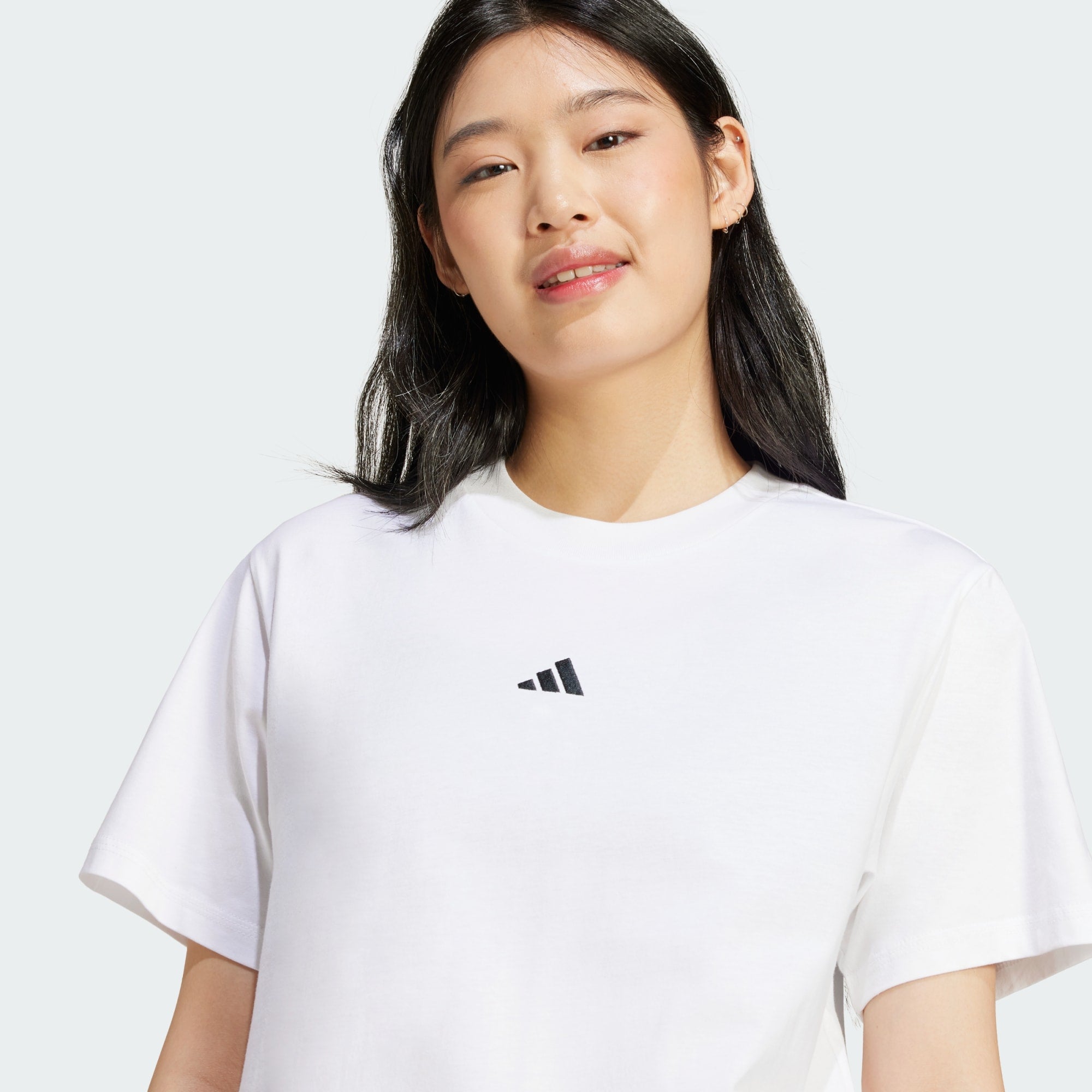 ADIDAS WOMEN'S ESSENTIALS SMALL LOGO COTTON TEE