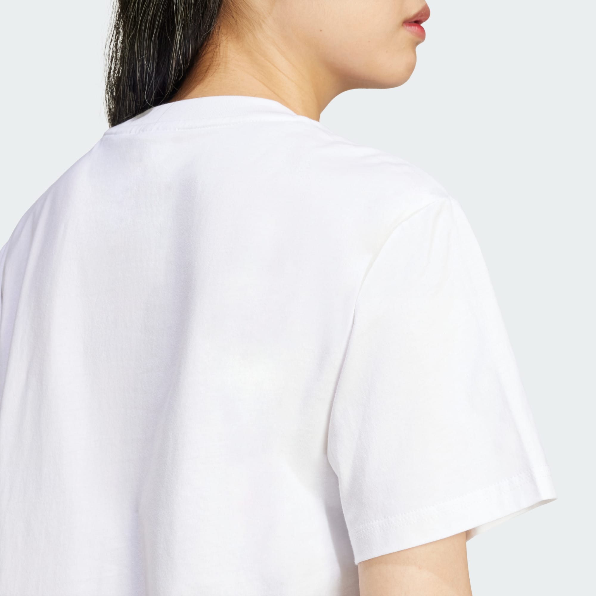 ADIDAS WOMEN'S ESSENTIALS SMALL LOGO COTTON TEE