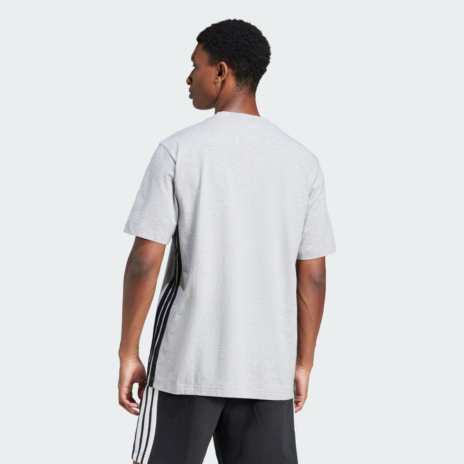 Adidas Men's 3-Stripes Small Logo Grey Tee