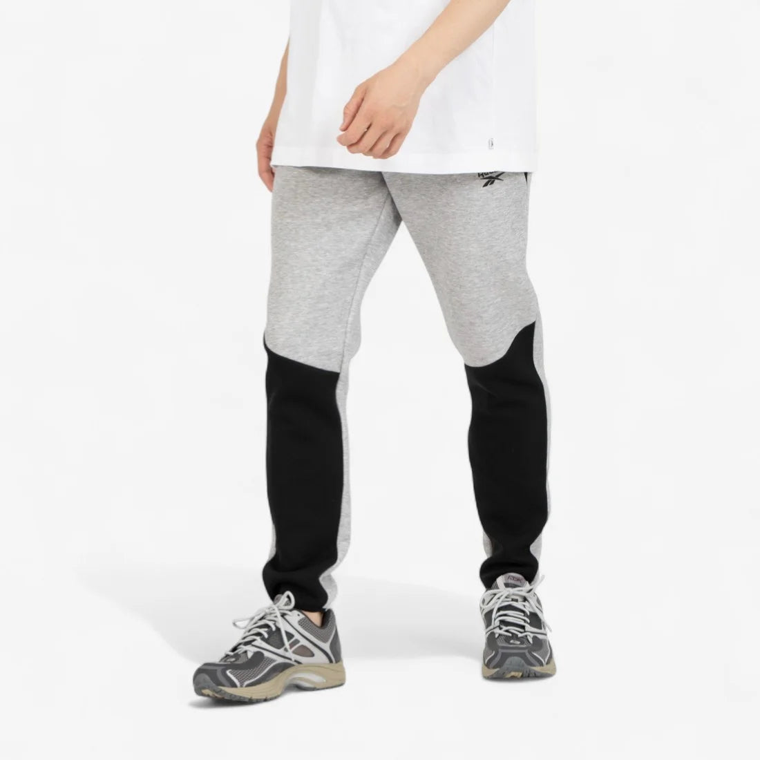 Reebok Men's Scuba Fleece Grey Trackpants