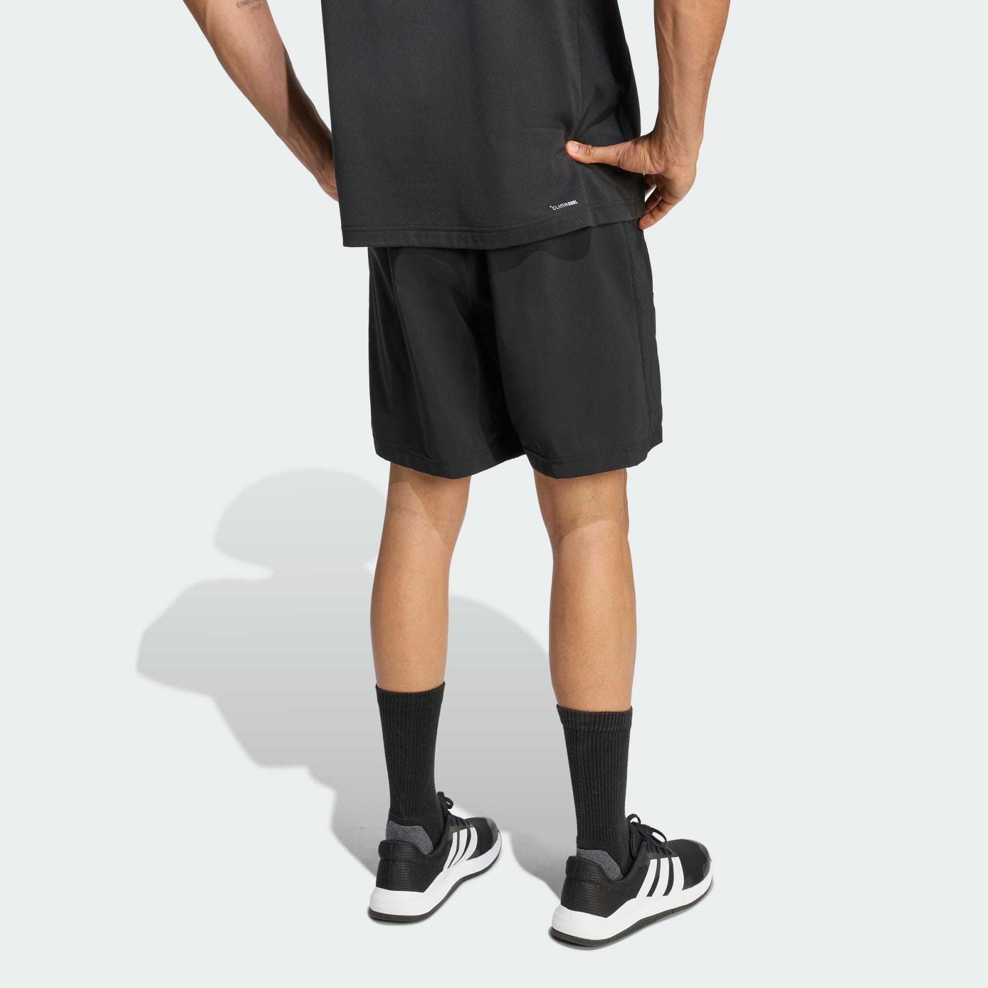 ADIDAS MEN'S WORKOUT ESSENTIALS BASE WOVEN BLACK SHORTS