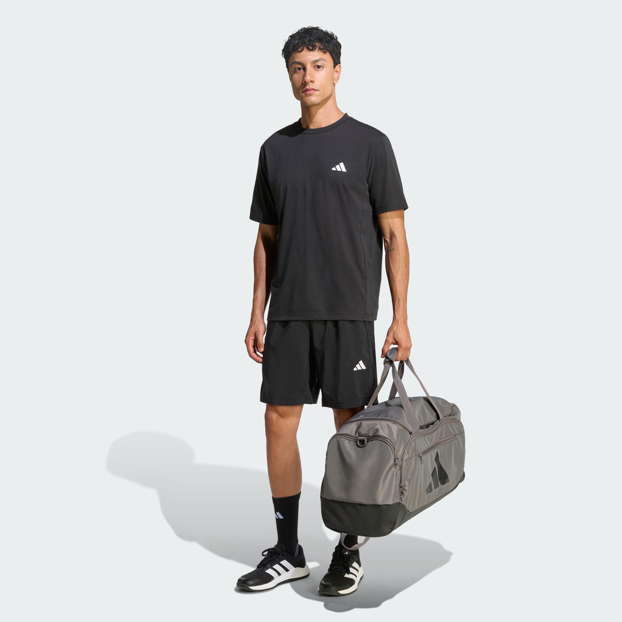 ADIDAS MEN'S WORKOUT ESSENTIALS BASE WOVEN BLACK SHORTS