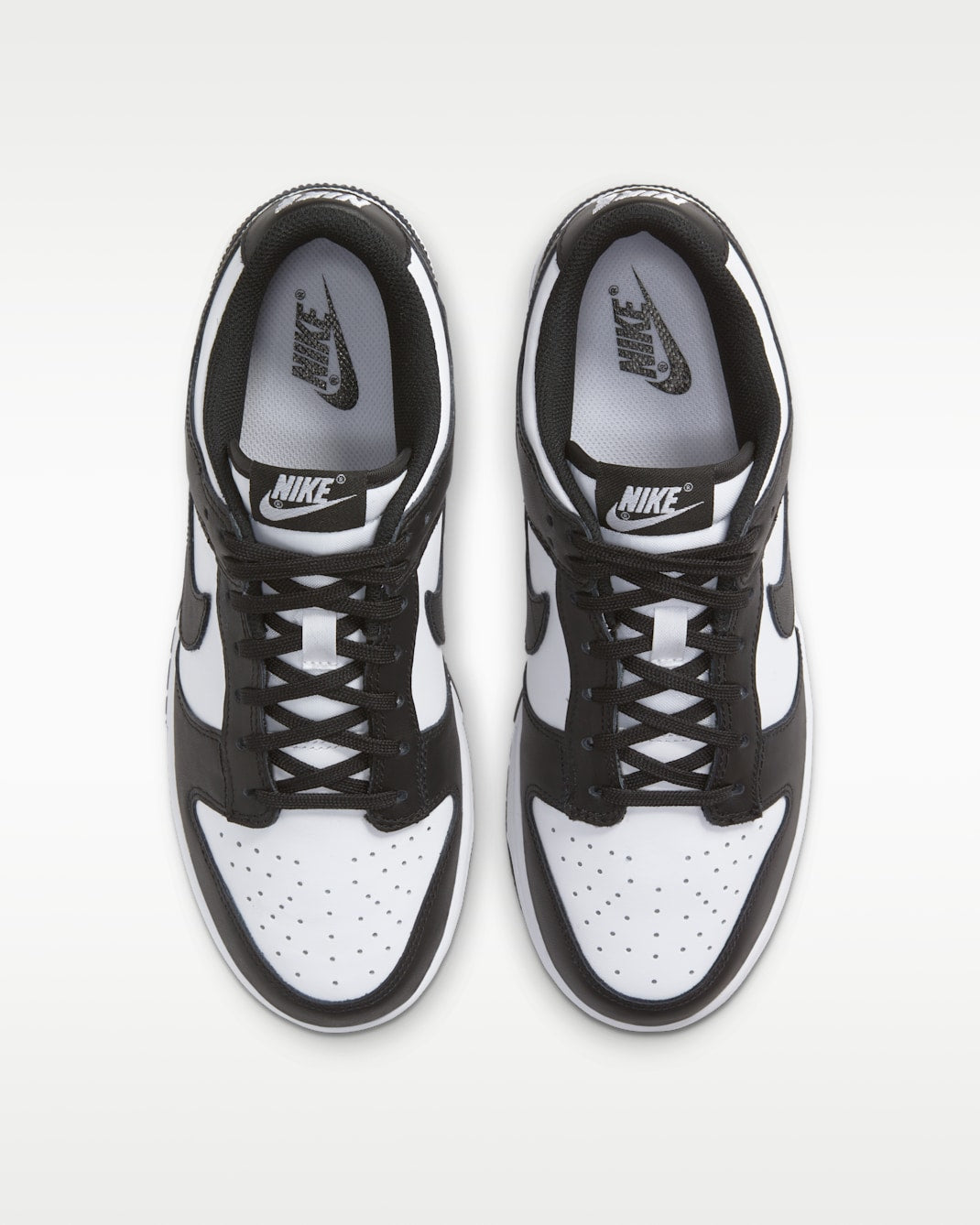 NIKE WOMENS DUNK LOW "PANDA" BLACK/WHITE SNEAKER SHOES