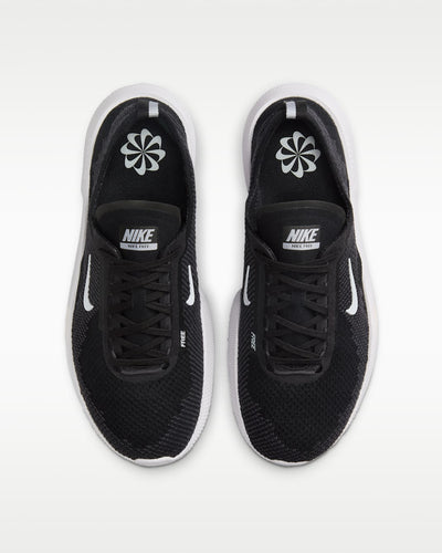 Nike Womens Free Black/White Shoe