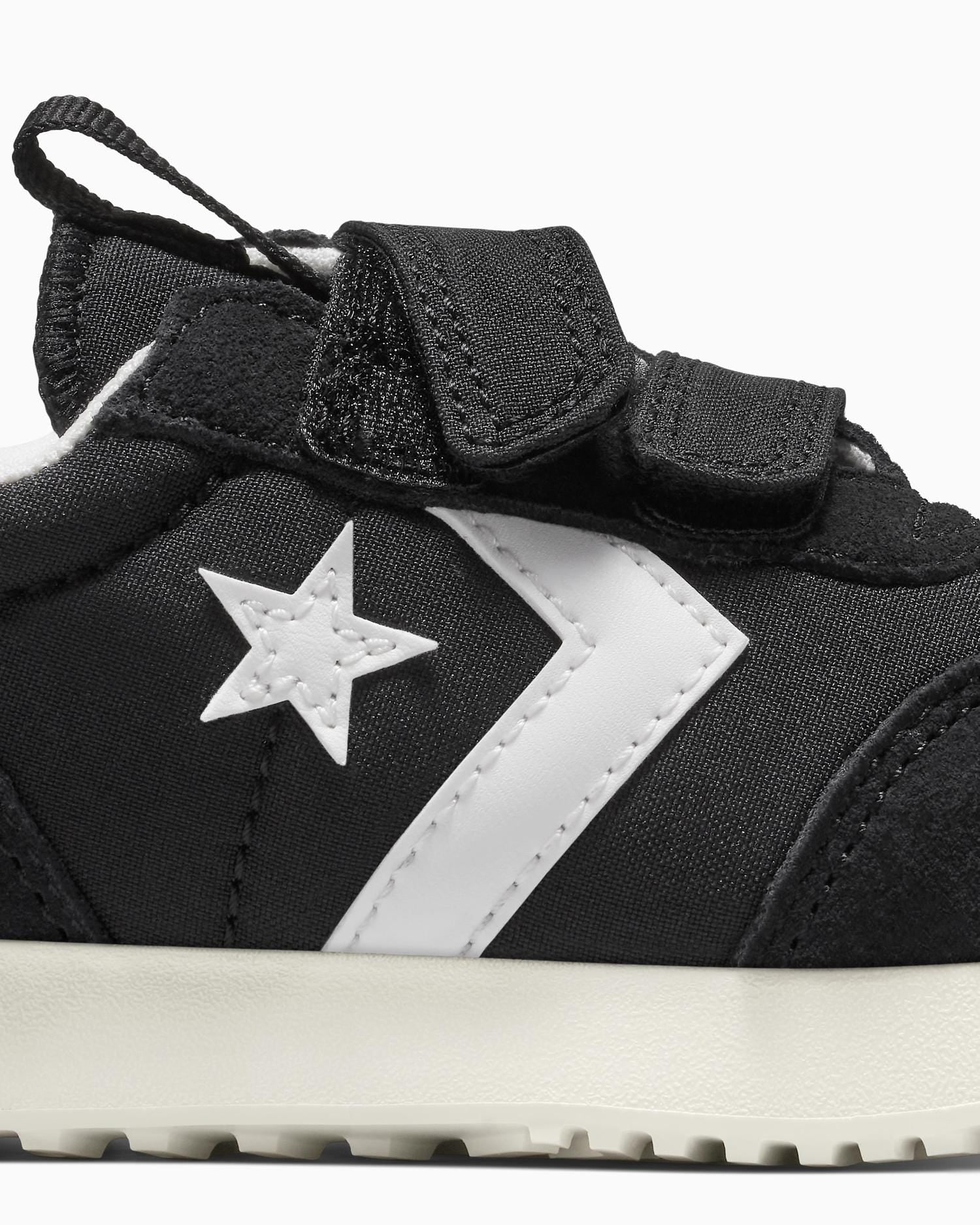 Converse Kid's Omega Black/White Shoes