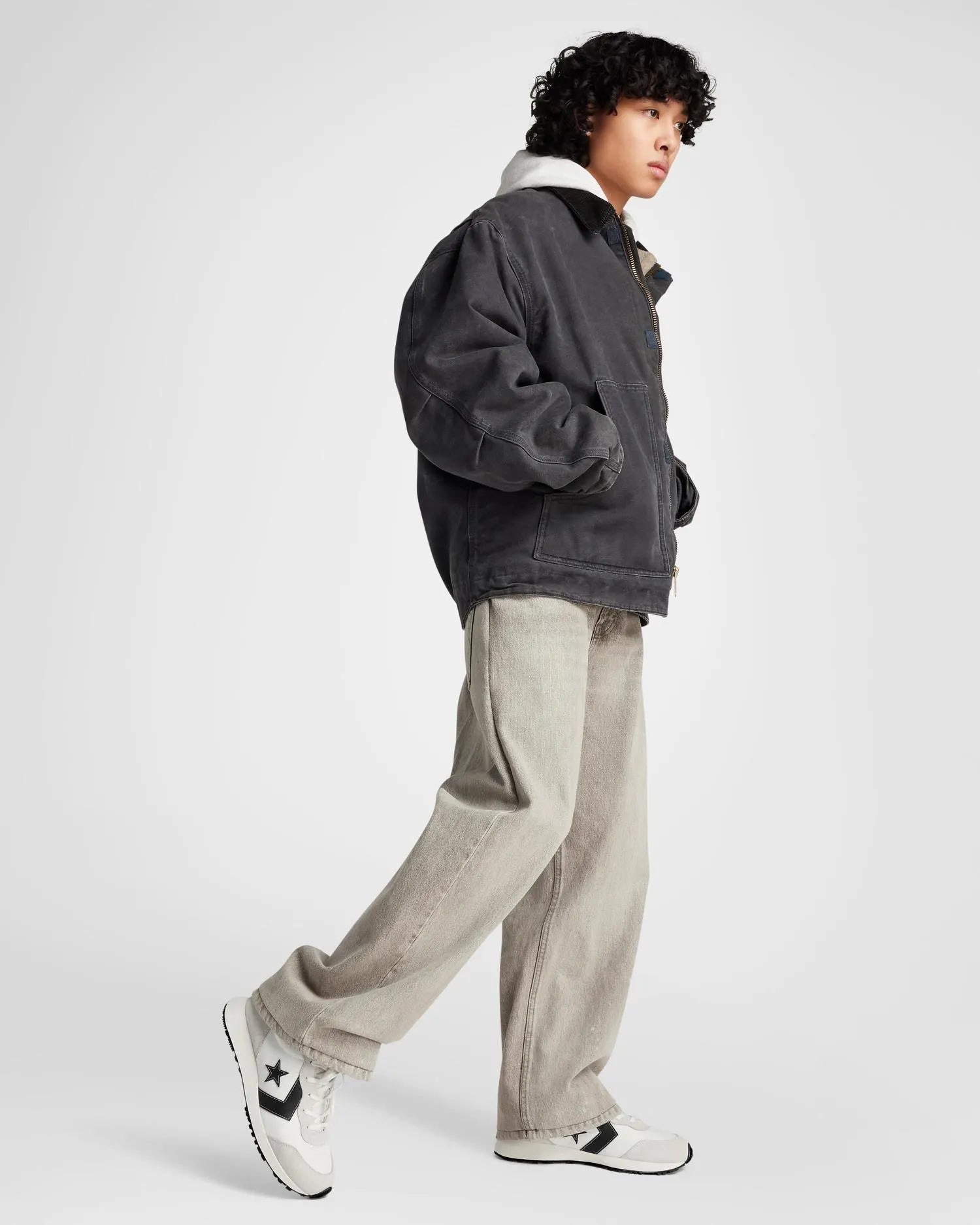 Converse Unisex Omega Seasonal Colour White/Black Shoes