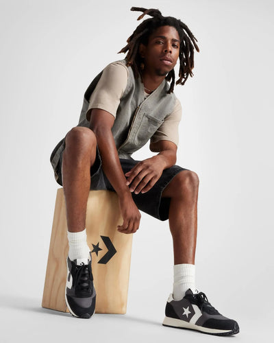 Converse Unisex Omega Seasonal Colour Black/White Shoes