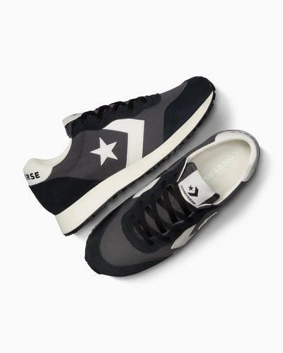 Converse Unisex Omega Seasonal Colour Black/White Shoes