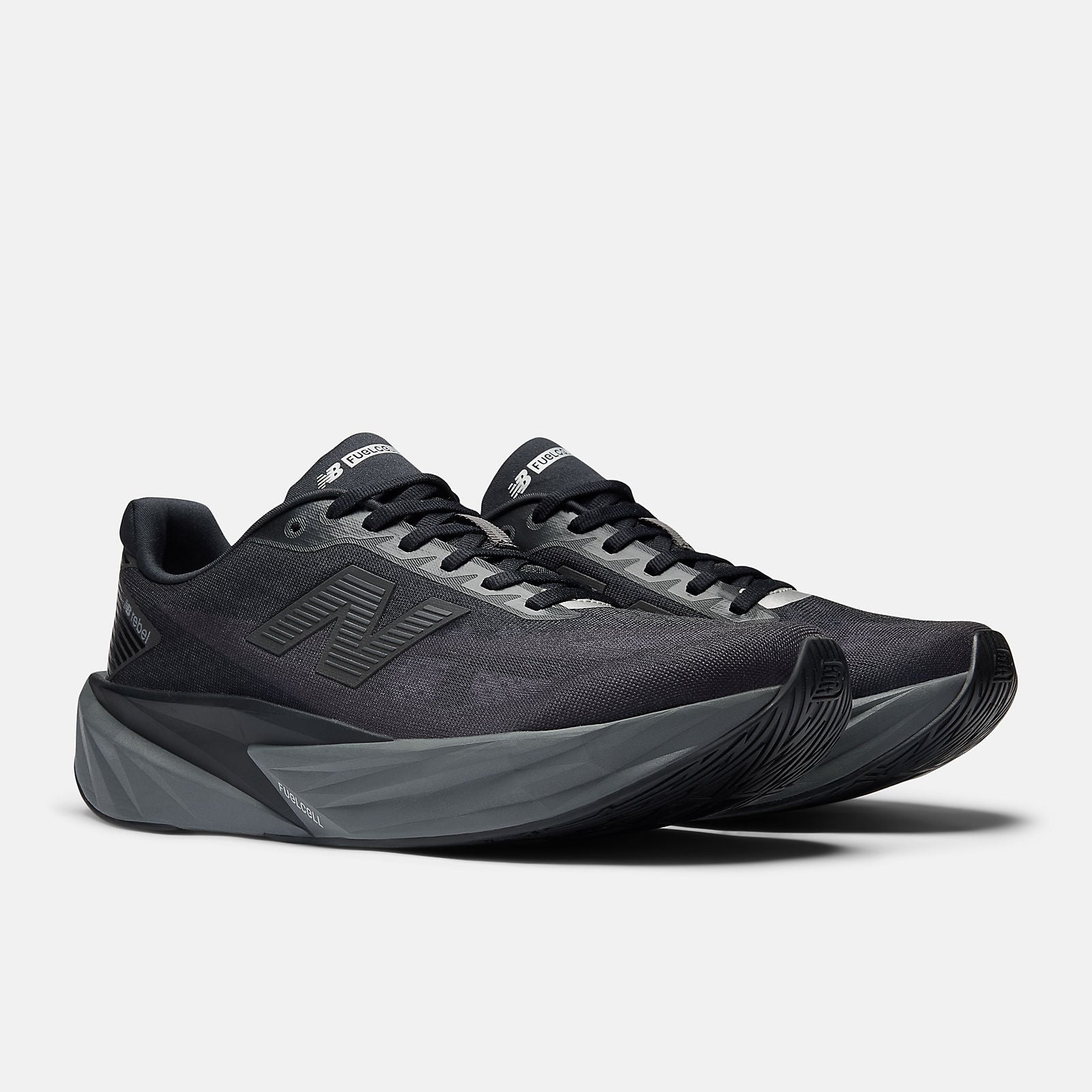 NEW BALANCE MEN'S FUELCELL REBEL V5 TRIPLE BLACK RUNNING SHOES