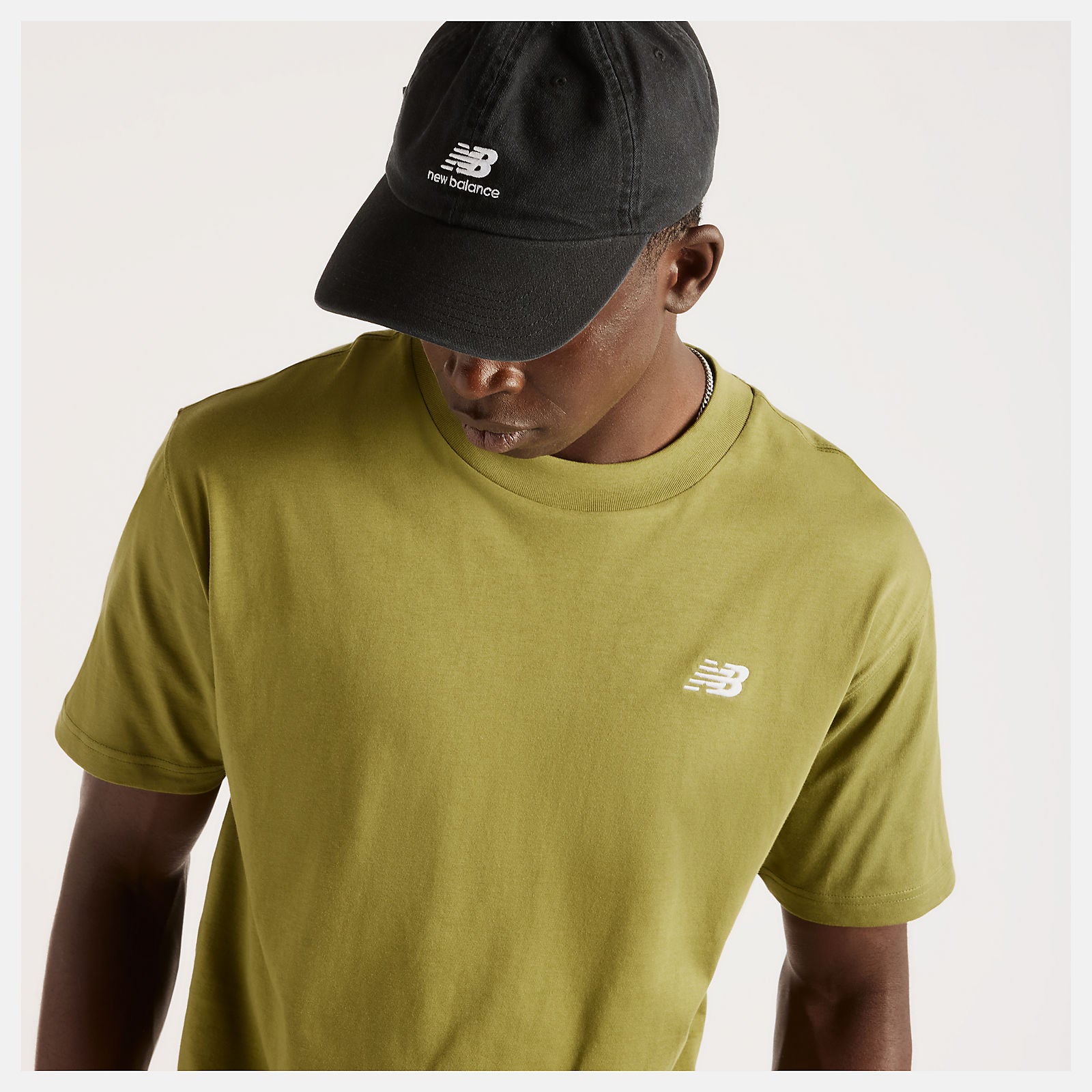 NEW BALANCE MEN'S SPORT ESSENTIALS COTTON GREEN TEE