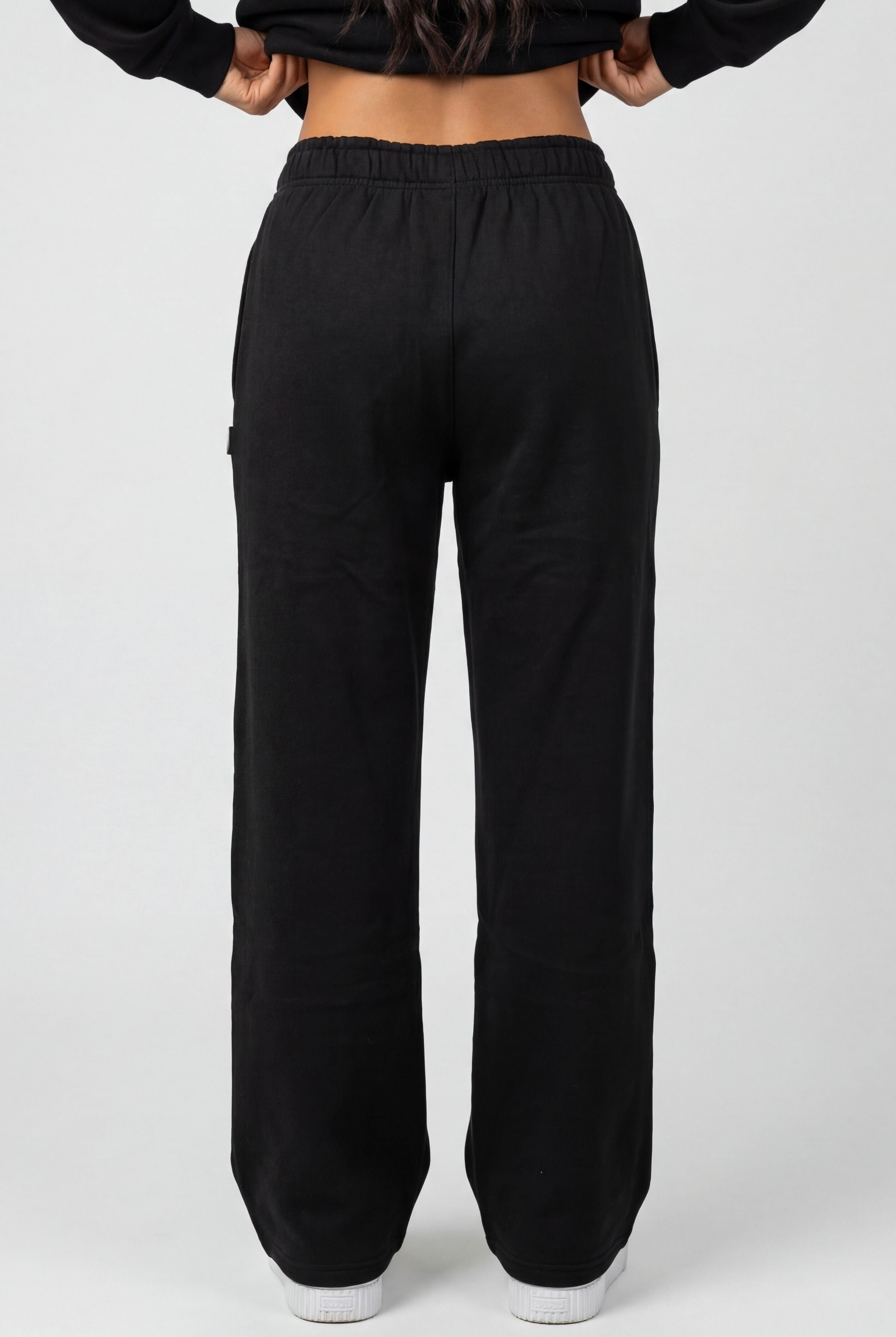 Insport Womens Skyla Black Wide Leg Fleece Pant