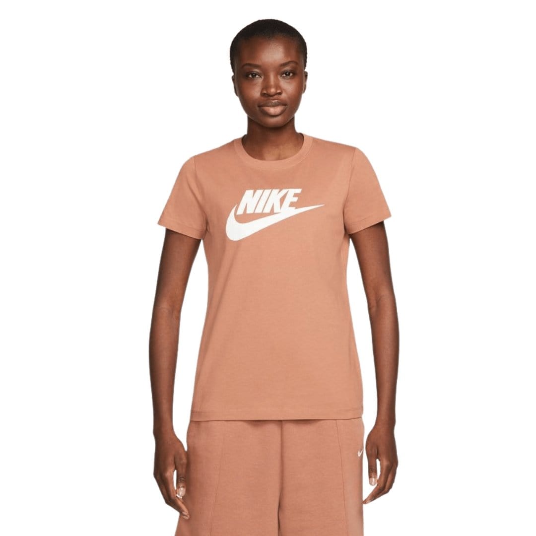 Nike NIKE WOMEN'S SPORTSWEAR ESSENTIAL CLAY TEE - INSPORT