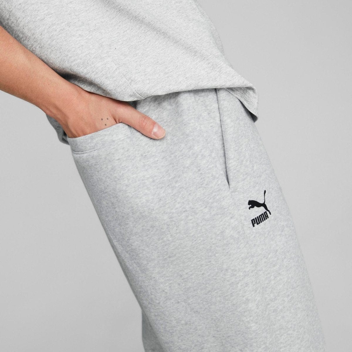Puma Men's Essential Track Pants Fleece - Black Grey